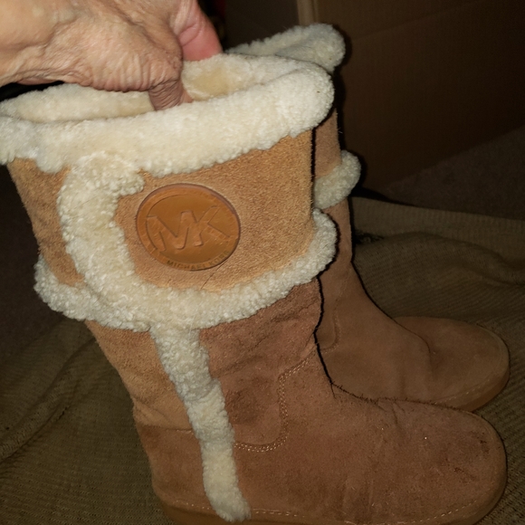 Michael Kors boots - Picture 2 of 3